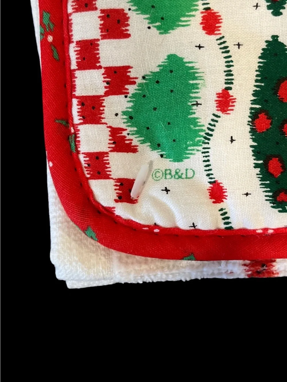 B&D Royal Terry Fair Isle Christmas Tree Hearts Kitchen Towel Pot Holders Set